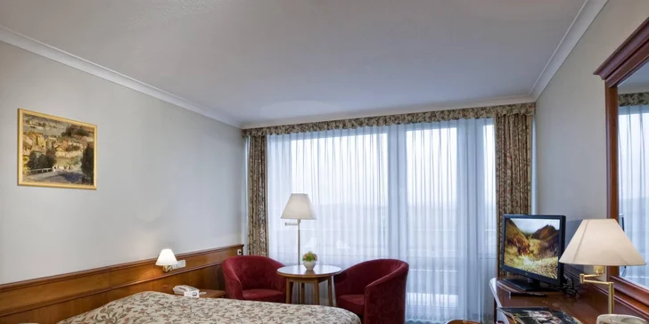 Pobyt v kúpeľoch Hévíz: 4* hotel s polpenziou a wellness, vstup do kúpeľov