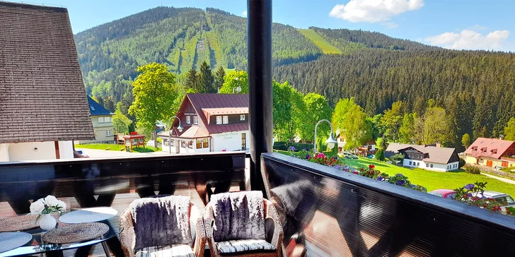 Relax v Krkonošiach: izba alebo apartmán s privátnou vírivkou, saunou a raňajkami