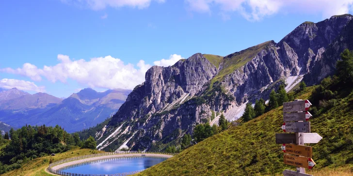Pobyt v talianskych Alpách: hotel pri zjazdovkách a turistických trasách, strava aj wellness