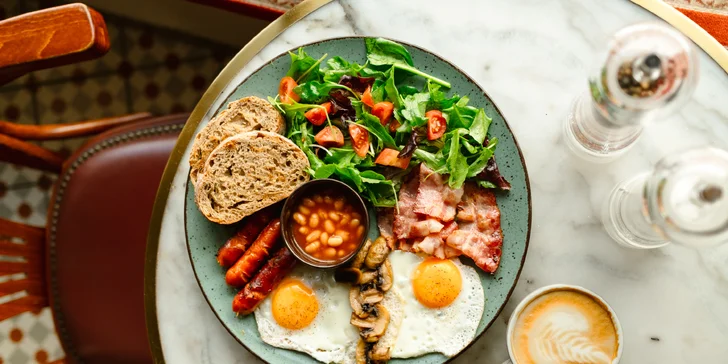 Otvorený voucher na konzumáciu jedla a nápojov v bistre Pinch: 30 € alebo 50 €