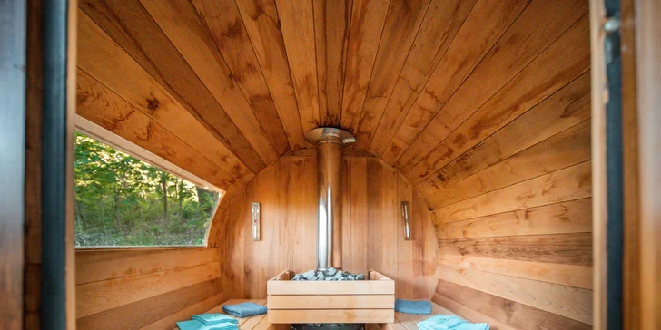 Treehouse v obci Dolní Morava: privátna vírivka, fínska sauna aj gril až pre 4 os.
