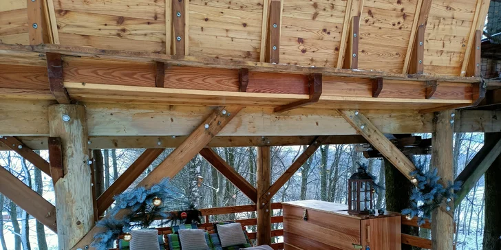 Treehouse v obci Dolní Morava: privátna vírivka, fínska sauna aj gril až pre 4 os.