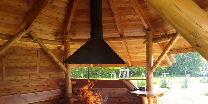 Treehouse v obci Dolní Morava: privátna vírivka, fínska sauna aj gril až pre 4 os.