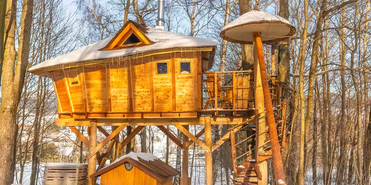 Treehouse v obci Dolní Morava: privátna vírivka, fínska sauna aj gril až pre 4 os.