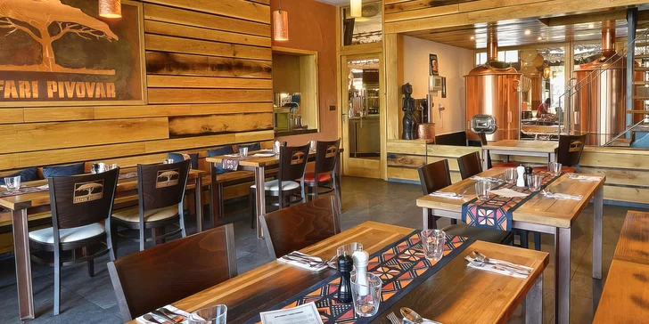 Afrika vo Dvore Kráľovej: bungalov v kempe, raňajky, neobmedzený vstup do safari aj vírivka