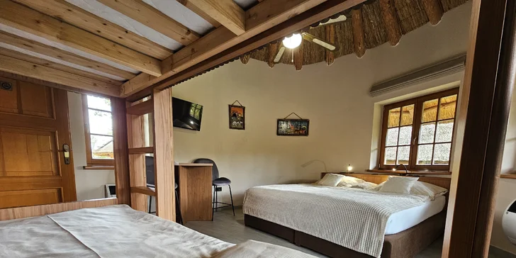 Afrika vo Dvore Kráľovej: bungalov v kempe, raňajky, neobmedzený vstup do safari aj vírivka