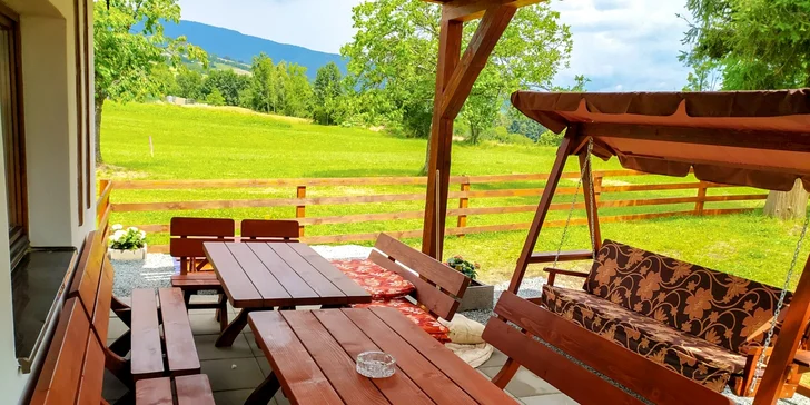 Čarovná chalupa na Hriňovských lazoch s polpenziou
