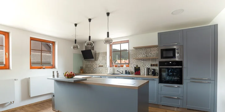 Malebné Valašsko: moderné apartmány vo Veľkých Karloviciach až pre 12 osôb