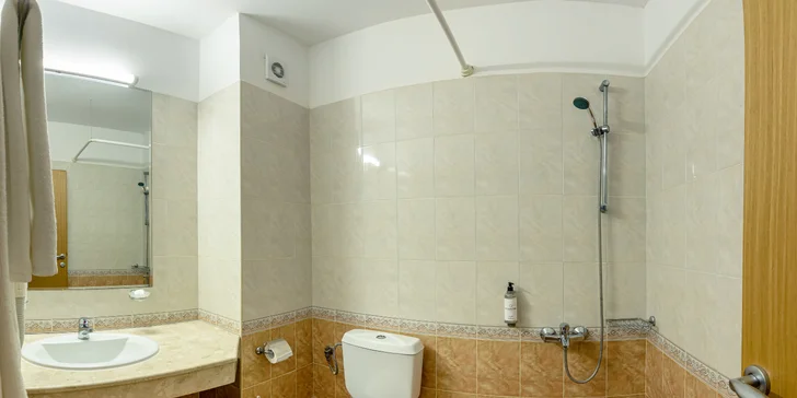 All inclusive dovolenka v Bulharsku: apartmány pre páry aj rodiny, bazén, animácie aj deti zdarma