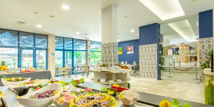 All inclusive dovolenka v Bulharsku: apartmány pre páry aj rodiny, bazén, animácie aj deti zdarma