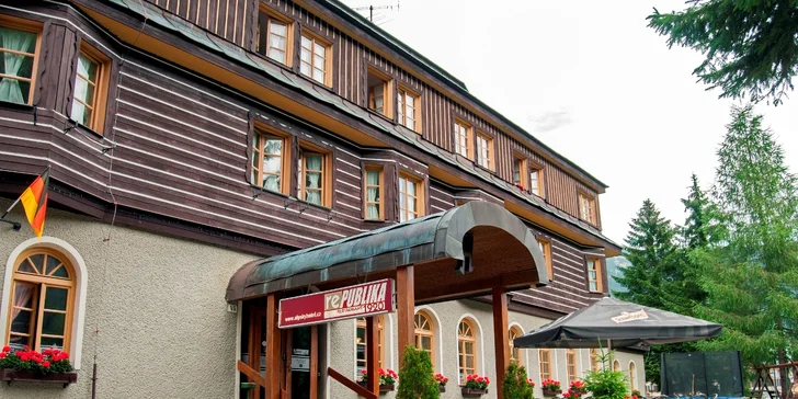 Relax v Špindlerovom Mlyne pre pár aj rodinu: raňajky alebo polpenzia, wellness aj masáž