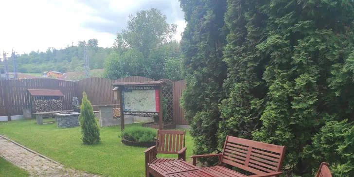 Pobyt pri Ohri len 15 km od Varov: komfortná izba, jedlo aj relax vo wellness