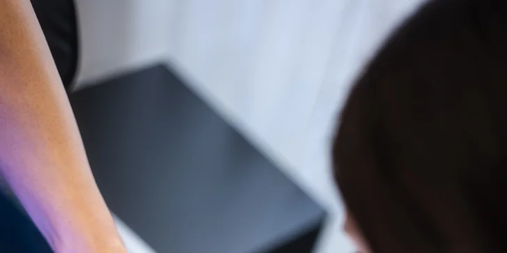 Manikúra alebo pedikúra: Klasická, japonská, kombinovaná, expres a iné