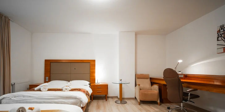 Spanie na peci a relax v saune aj kúpacom sude: luxusné apartmány uprostred lesov v Jeseníkoch