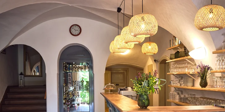 Glamping v Černickej obore pri Bechyni s raňajkami: pokoj uprostred lesov a v blízkosti golfového ihriska