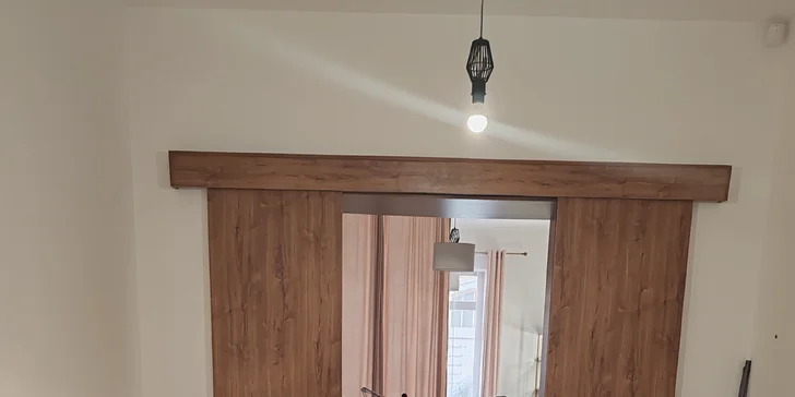 Depilácia cukrovou pastou v novootvorenom salóne v centre Košíc