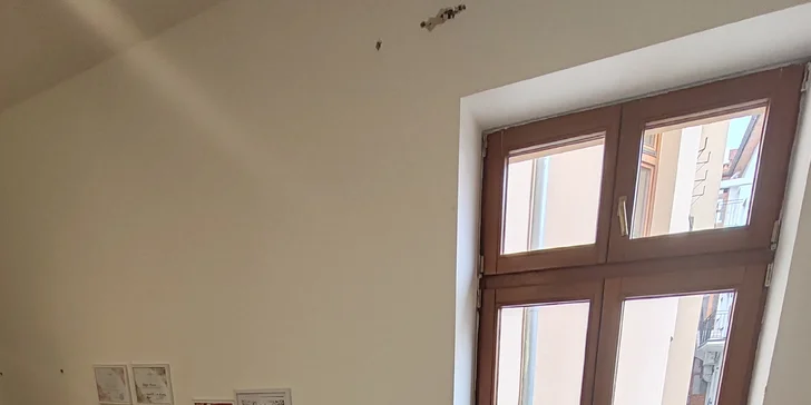 Tetovanie do 10 cm alebo permanentný make-up obočia, očných liniek či pier
