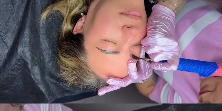 Tetovanie do 10 cm alebo permanentný make-up obočia, očných liniek či pier