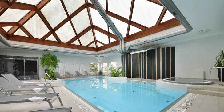 Spoznajte Znojmo: krásny hotel s raňajkami, večerou, vstupom do wellness a možnosťou masáže