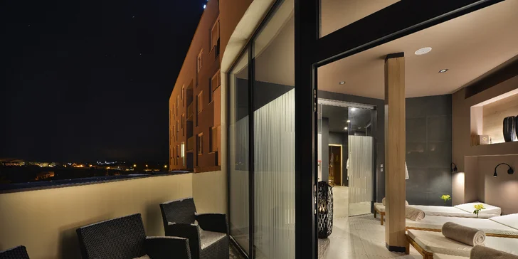 Spoznajte Znojmo: krásny hotel s raňajkami, večerou, vstupom do wellness a možnosťou masáže