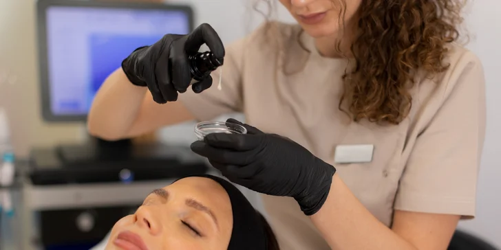 Darčeková poukážka na všetky služby salónu SARAKA SKIN THERAPY v hodnote 50 alebo 70 €