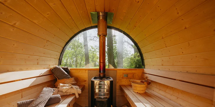 Kúzelný pobyt v treehouse až pre 4 osoby aj vonkajšia sudová sauna