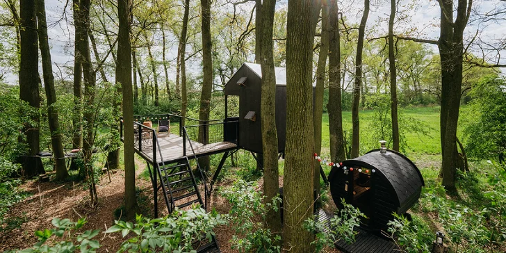 Kúzelný pobyt v treehouse až pre 4 osoby aj vonkajšia sudová sauna