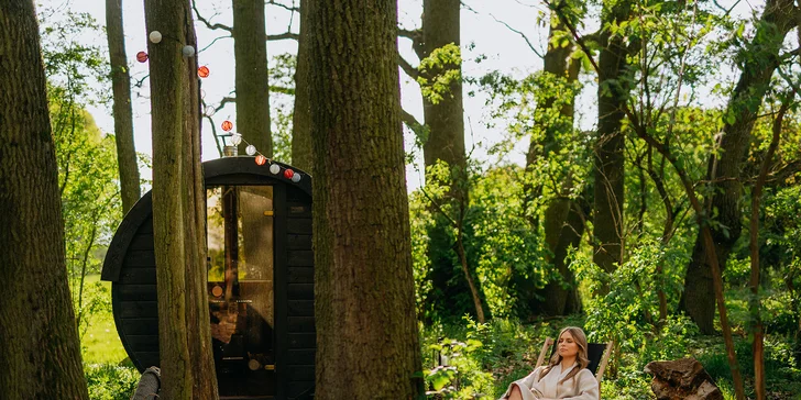 Kúzelný pobyt v treehouse až pre 4 osoby aj vonkajšia sudová sauna