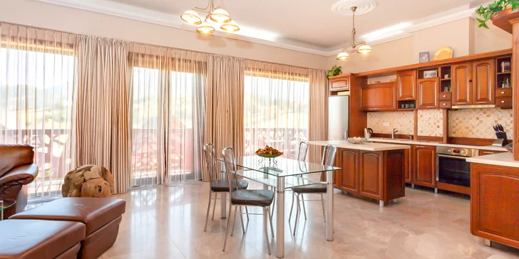 Dovolenka v Belianskych Tatrách: apartmány so stravou a vstupom do privátnej vírivky