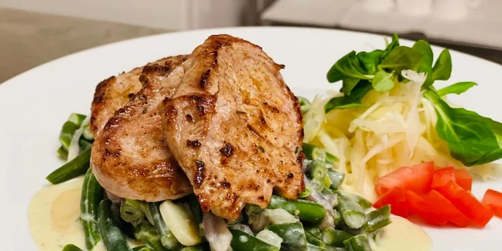 Za krásami Znojma: raňajky alebo polpenzia aj fľaša vína, vstup do sauny alebo zákusok s kávou