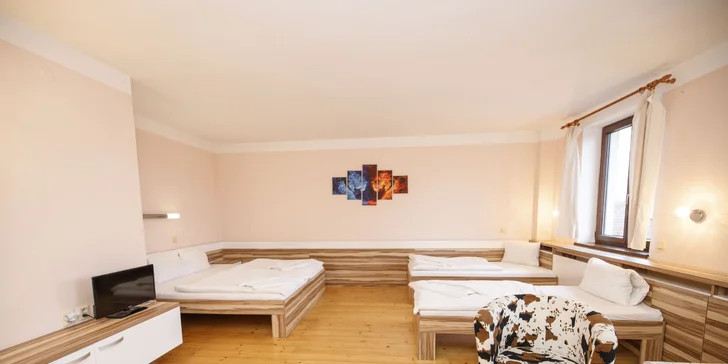 Za krásami Znojma: raňajky alebo polpenzia aj fľaša vína, vstup do sauny alebo zákusok s kávou