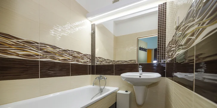 Za krásami Znojma: raňajky alebo polpenzia aj fľaša vína, vstup do sauny alebo zákusok s kávou