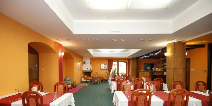 Za krásami Znojma: raňajky alebo polpenzia aj fľaša vína, vstup do sauny alebo zákusok s kávou