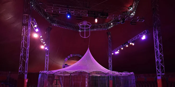 Cirkus Metropol v Senci, Trnave či v Bratislave: motorkárska šou, akrobati, klauni aj exotické zvieratá
