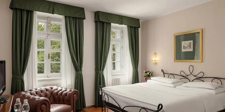 Pobyt na Malej Strane: hotel priamo pod Petřínom, raňajky aj hodinka relaxu v saune