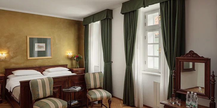Pobyt na Malej Strane: hotel priamo pod Petřínom, raňajky aj hodinka relaxu v saune