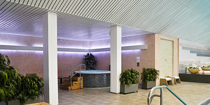 Oddychový pobyt na brehu Orlickej priehrady: neobmedzený wellness a polpenzia
