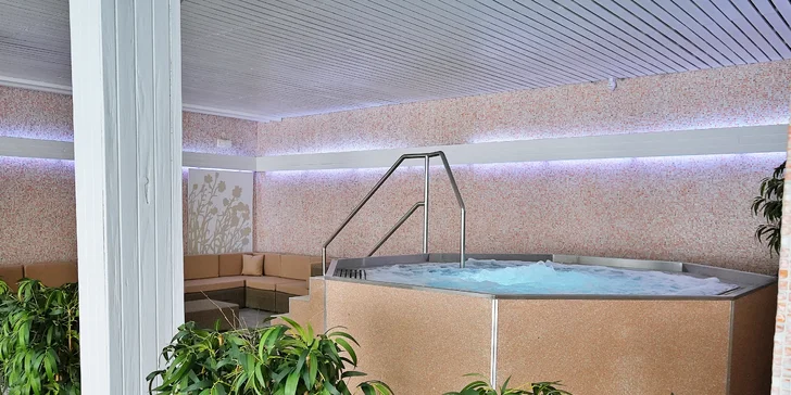 Oddychový pobyt na brehu Orlickej priehrady: neobmedzený wellness a polpenzia