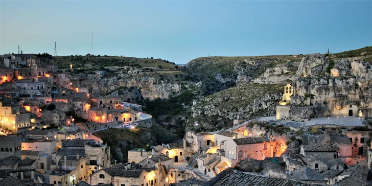 Skalné mesto Matera na juhu Talianska: pamiatky, múzeá aj čarokrásne výhľady