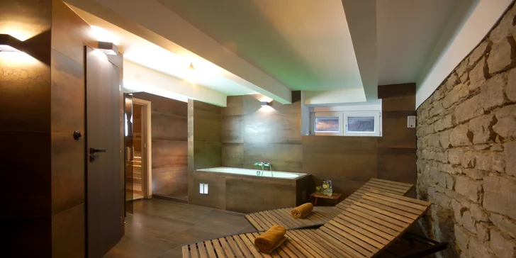 Pobyt v Kutnej Hore v prvorepublikovej vile: raňajky aj privátny wellness