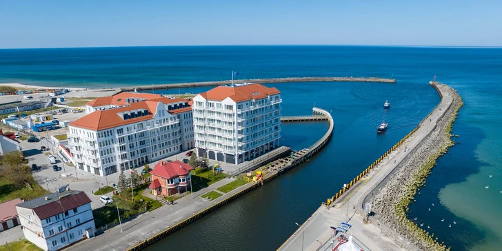 Moderné apartmány priamo pri Baltskom mori pre pár aj rodinu: raňajky, polpenzia aj wellness