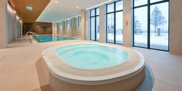 Moderné apartmány priamo pri Baltskom mori pre pár aj rodinu: raňajky, polpenzia aj wellness