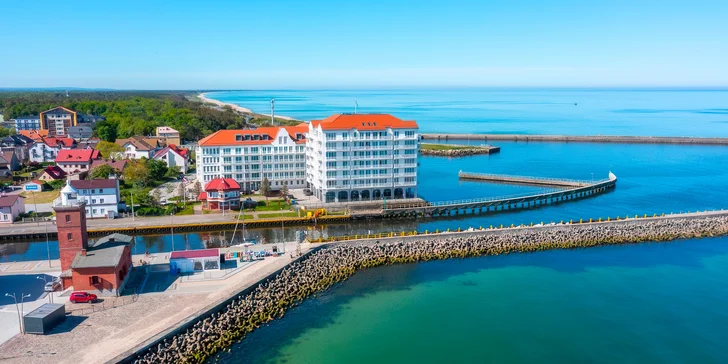 Moderné apartmány priamo pri Baltskom mori pre pár aj rodinu: raňajky, polpenzia aj wellness