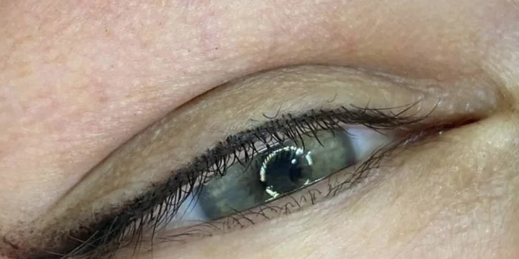 Tetovanie do 10 cm alebo permanentný make-up obočia, očných liniek či pier
