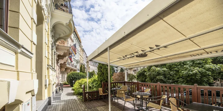 4* pobyt v Karlových Varoch: raňajky alebo polpenzia, bazén a sauna aj procedúry