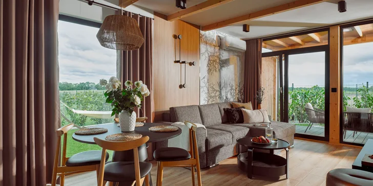 Dovolenka pri Balte: moderný domček pri pláži aj neobmedzený vstup do vírivky