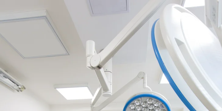 Jedinečné omladenie vlastnou plazmou: Drakula terapia v Scarlett clinic