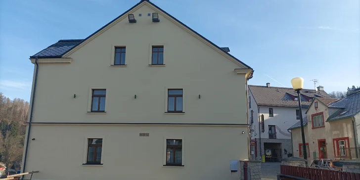 Romantický pobyt v Bečove nad Teplou pre dvoch: ubytovanie s nádychom histórie a so stravou