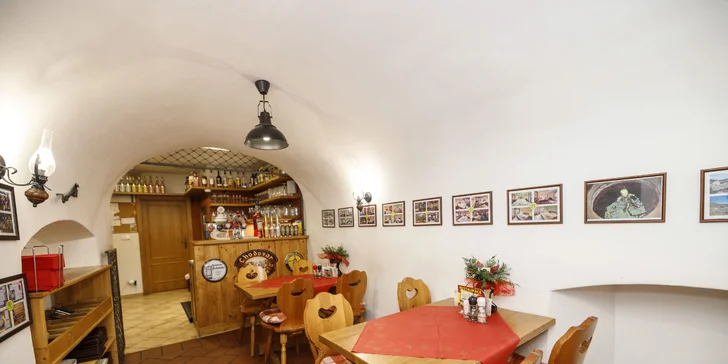 Romantický pobyt v Bečove nad Teplou pre dvoch: ubytovanie s nádychom histórie a so stravou