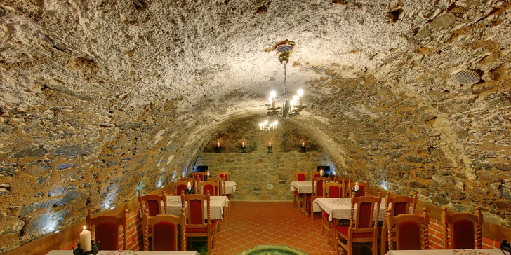 Romantický pobyt v Bečove nad Teplou pre dvoch: ubytovanie s nádychom histórie a so stravou